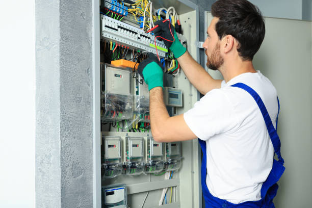 Best Emergency Electrical Repair  in Wood River, IL